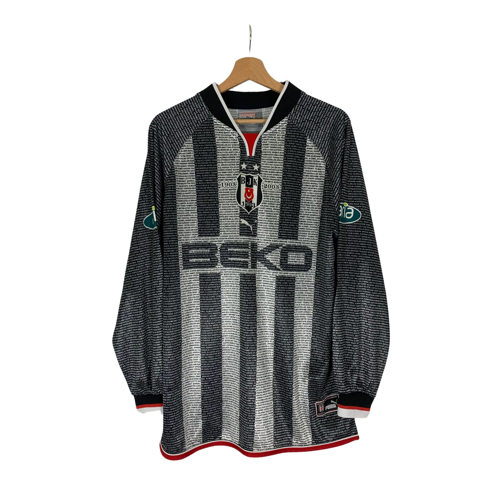 Classic Football Shirt Besiktas season 2002-2003 at InnoFoot 